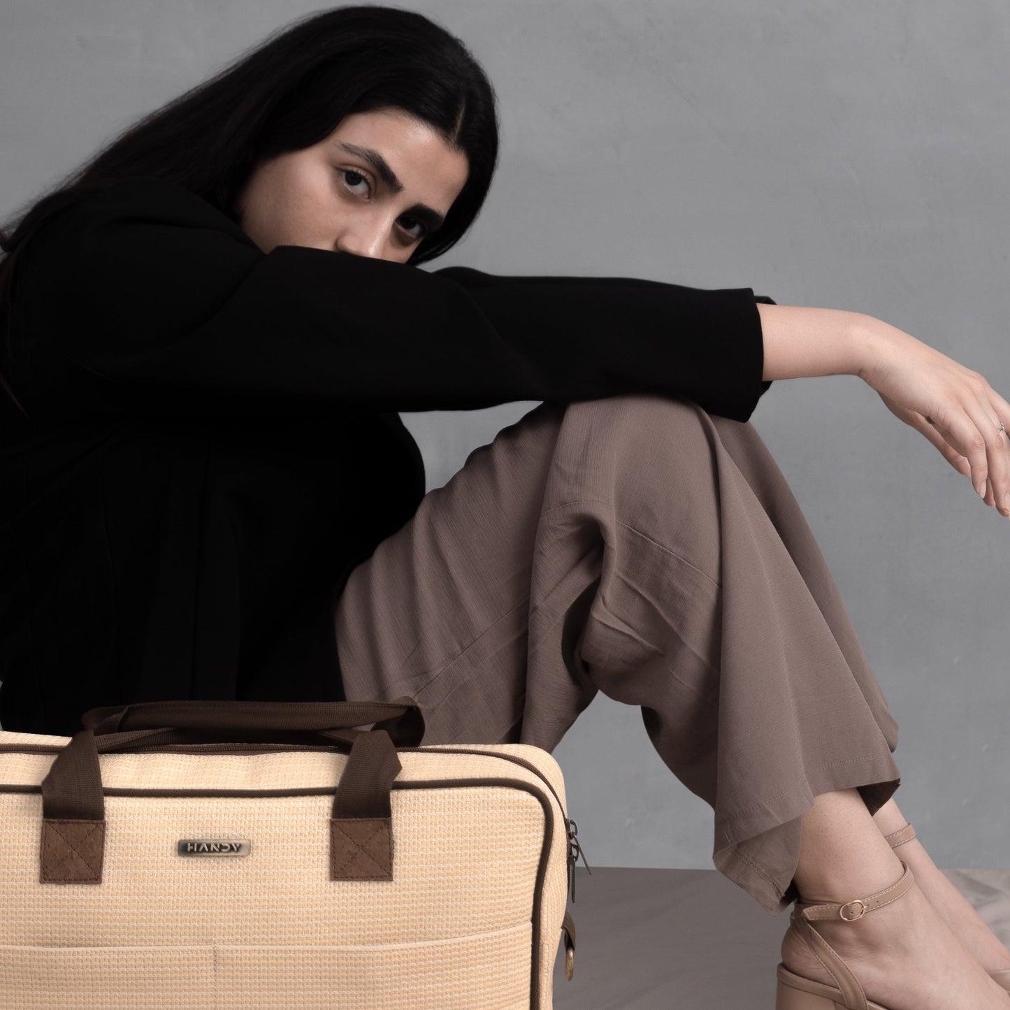 The Comfort Messenger Bag