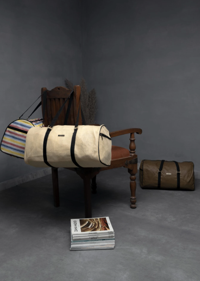 Beat the Heat in Style: The Handy Structured Duffle Bag – Your Summer Essential