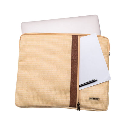 The Daily Laptop Sleeve 16″