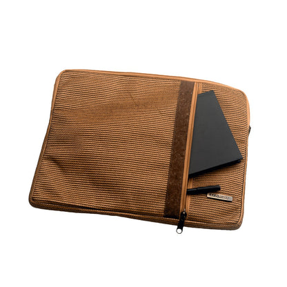 The Daily Laptop Sleeve 16″