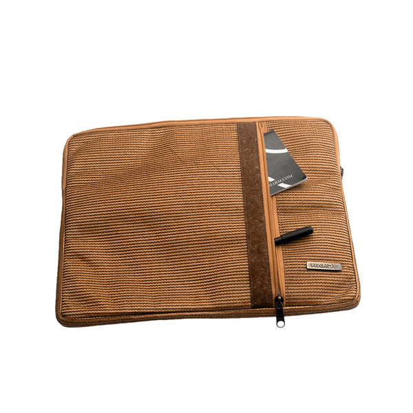 The Daily Laptop Sleeve 16″